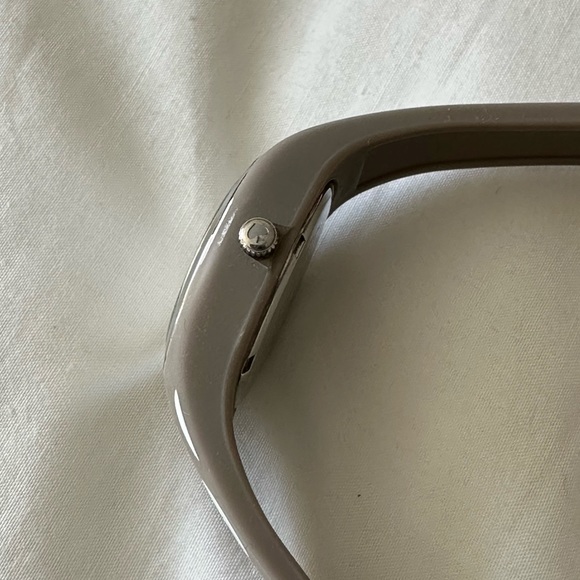 Kate Spade polka dot watch - Picture 6 of 7